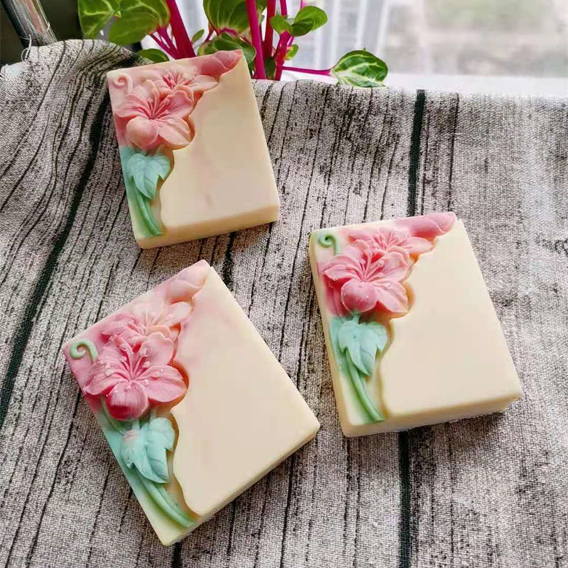 Ładna forma do mydła kwiatoweg – Soap Making Process recenzja i cena